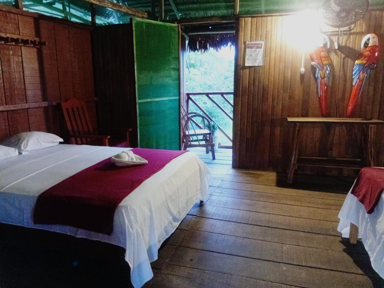 Casa Kukama Lodge Iquitos Esterno foto