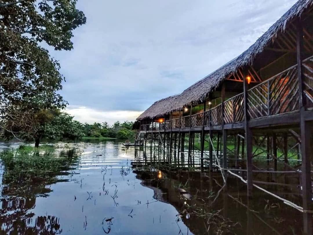 Casa Kukama Lodge Iquitos Esterno foto
